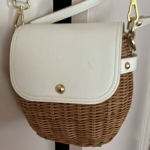 Elegant White Shoulder Bag